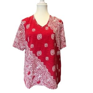 Red Paisley V-Neck Comfortable Everyday Tee